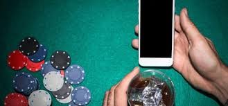 Sports and casino-style content view with easy phone readability